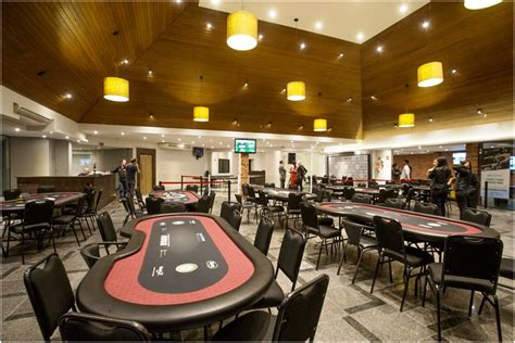 Kingston Clube De Poker