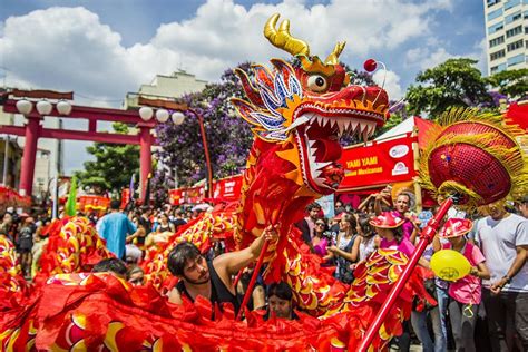 Livre Do Ano Novo Chines De Maquina De Fenda