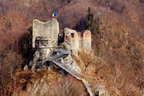 Vlad S Castle Betsul